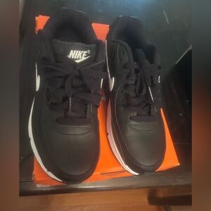 Nike Kids Black and White Sneakers